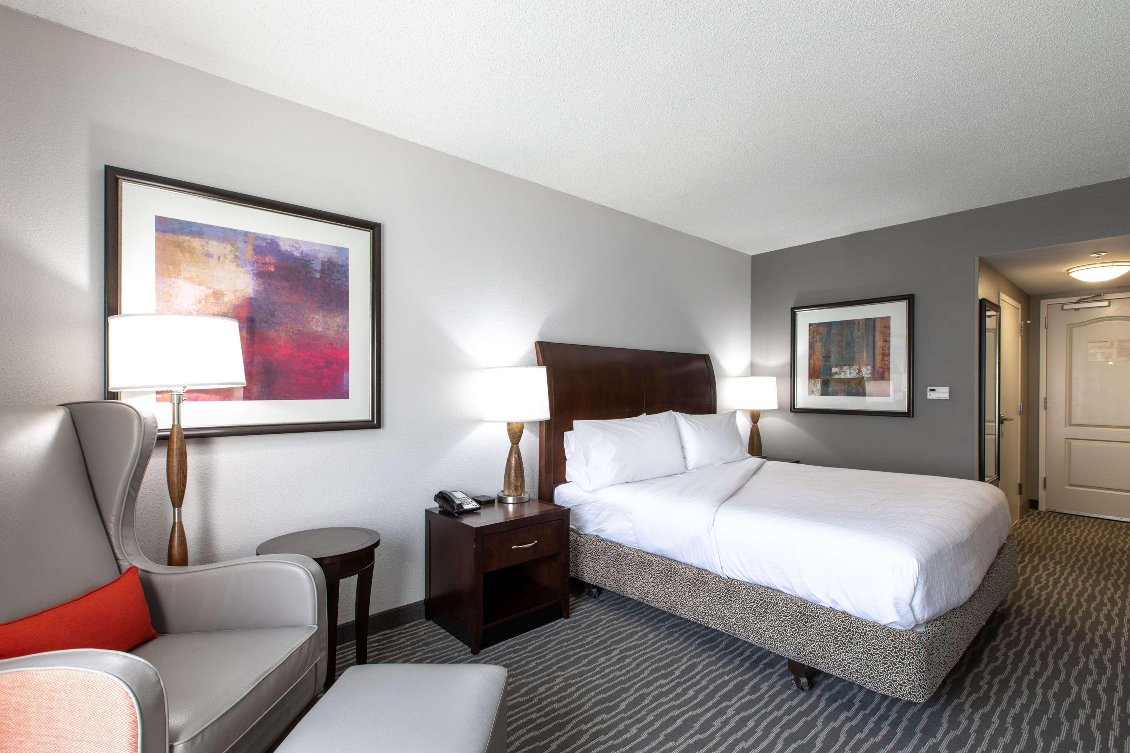 Hilton Garden Inn Lynchburg Exterior photo