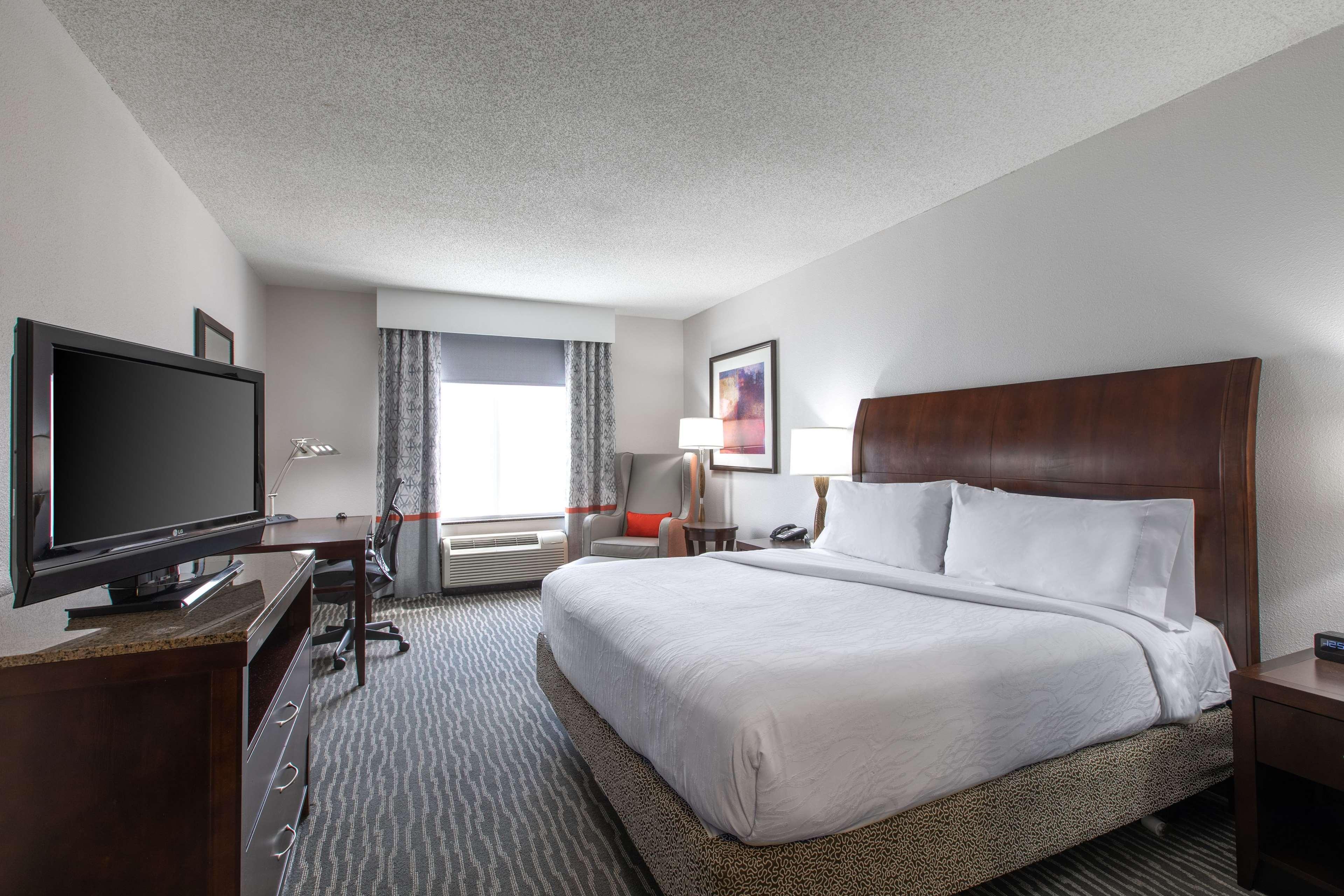 Hilton Garden Inn Lynchburg Exterior photo
