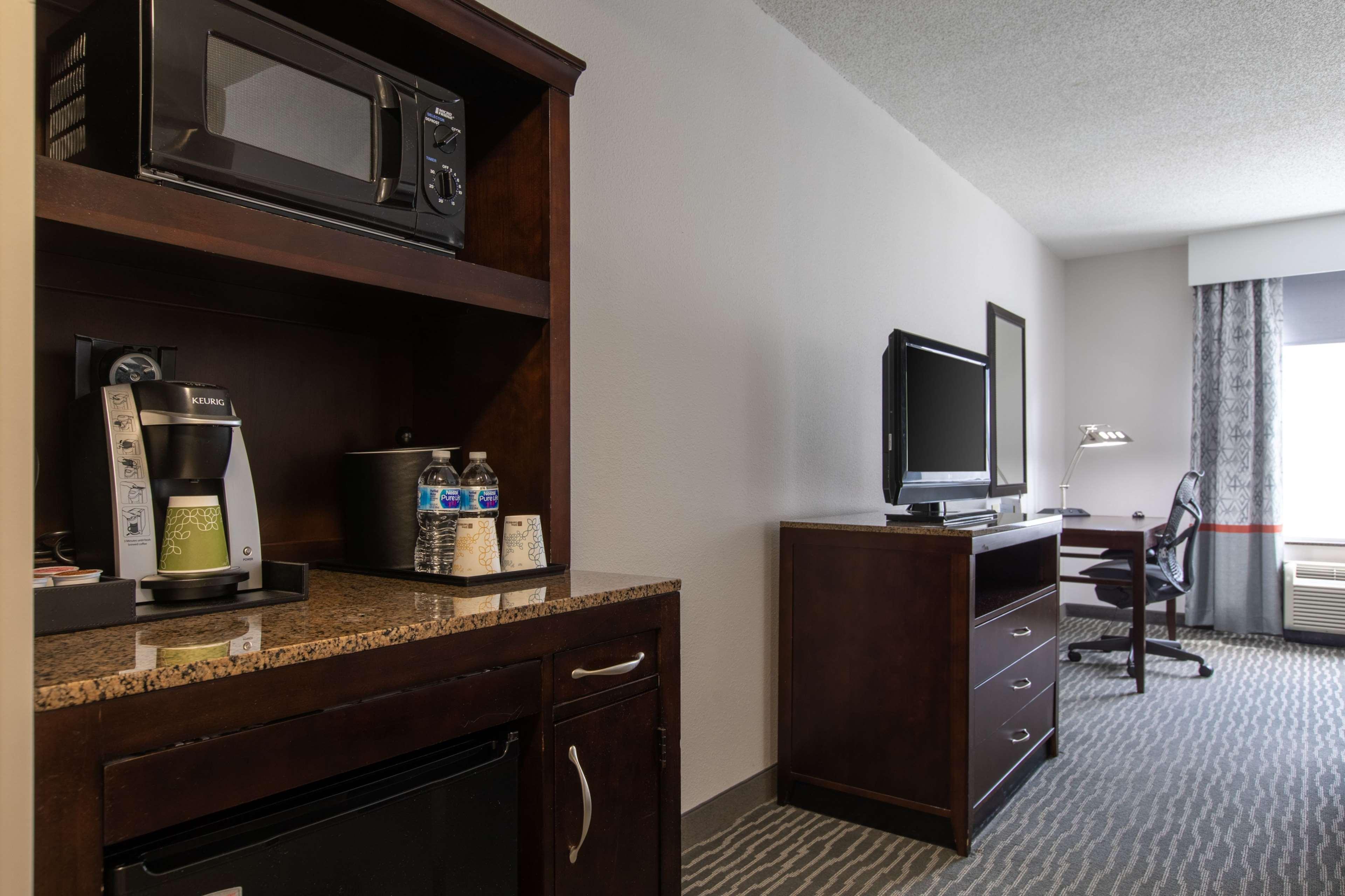 Hilton Garden Inn Lynchburg Exterior photo