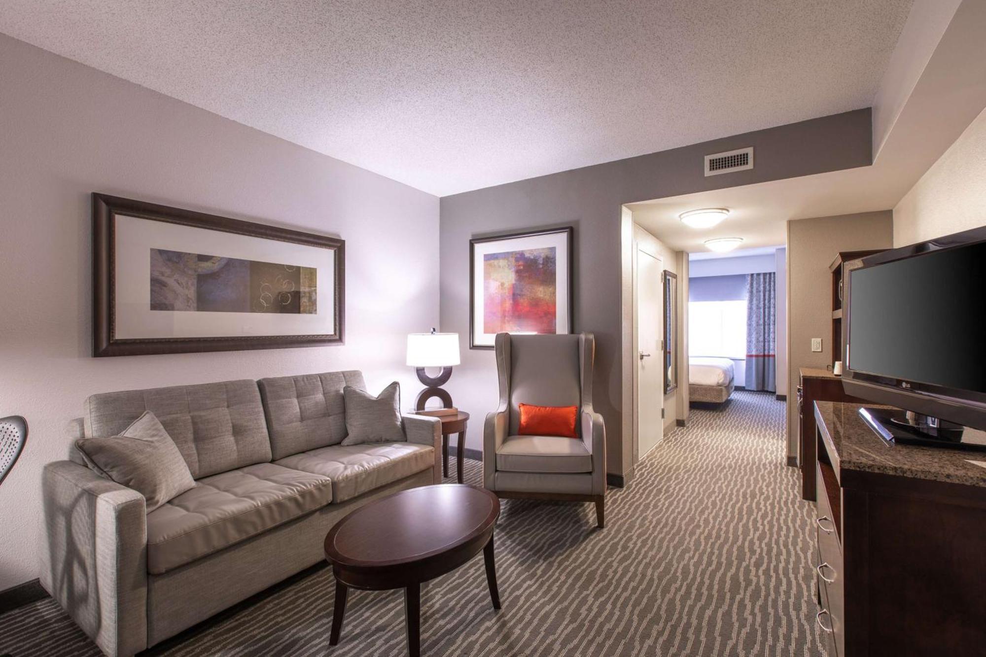 Hilton Garden Inn Lynchburg Exterior photo