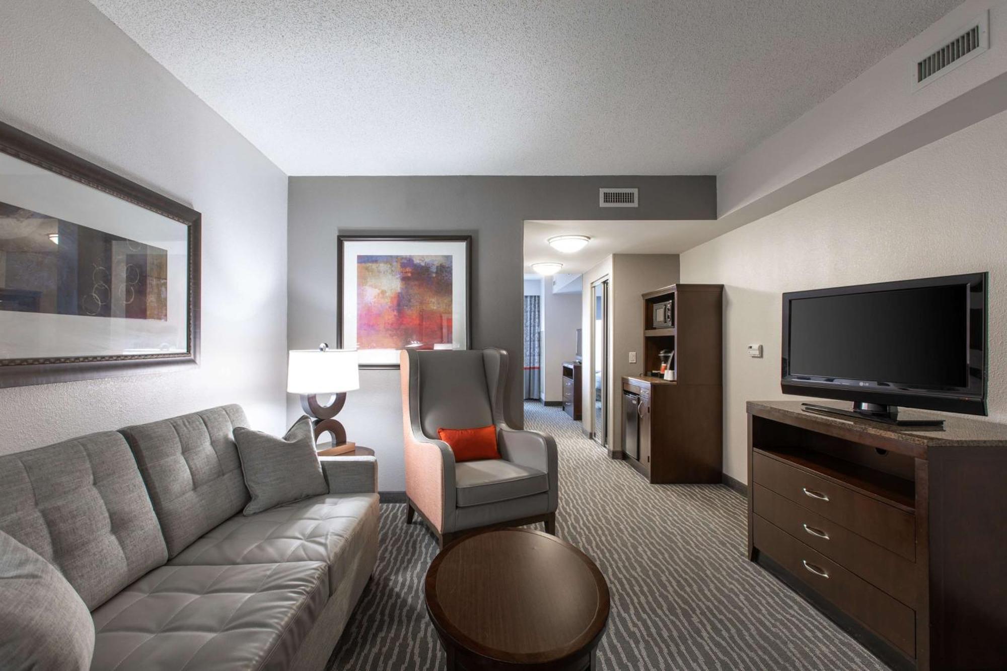 Hilton Garden Inn Lynchburg Exterior photo