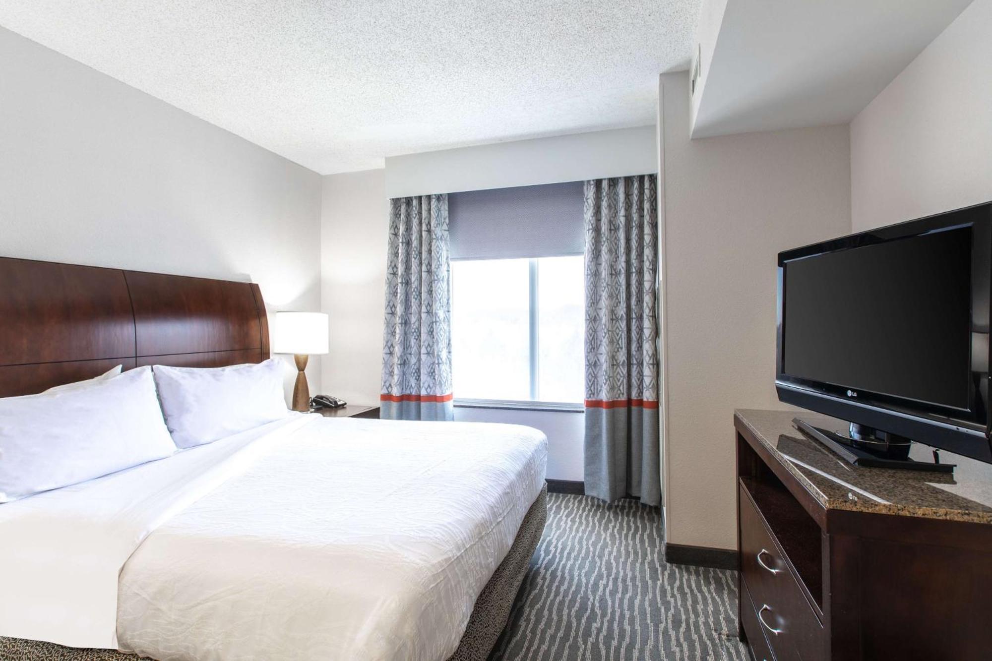 Hilton Garden Inn Lynchburg Exterior photo